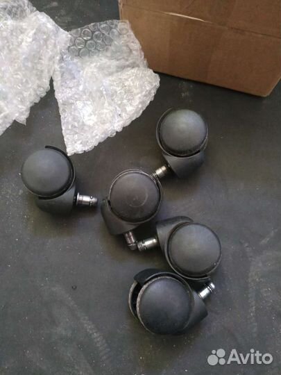 Колеса для офисного кресла