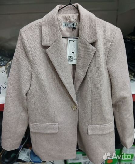 Пальто пиджак новое