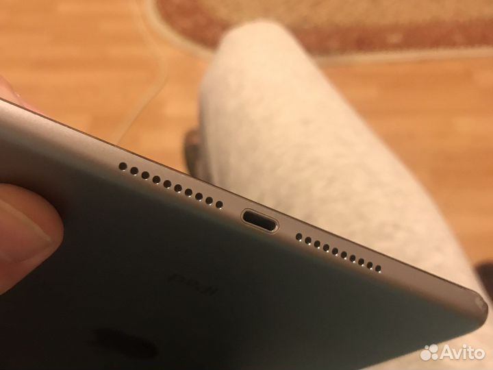 Планшет iPad mini 4 wifi+4G