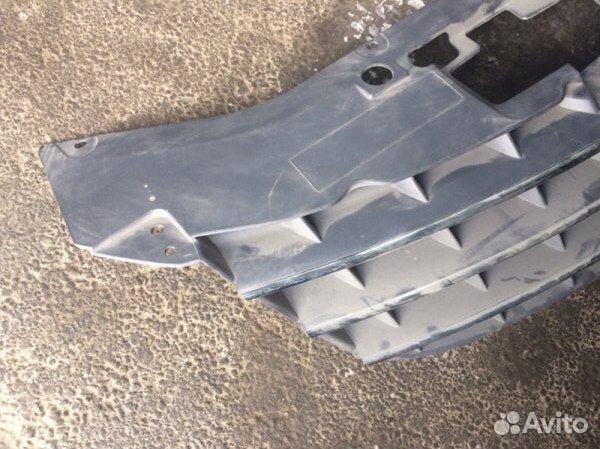 Решетка радиатора передняя Chrysler Sebring