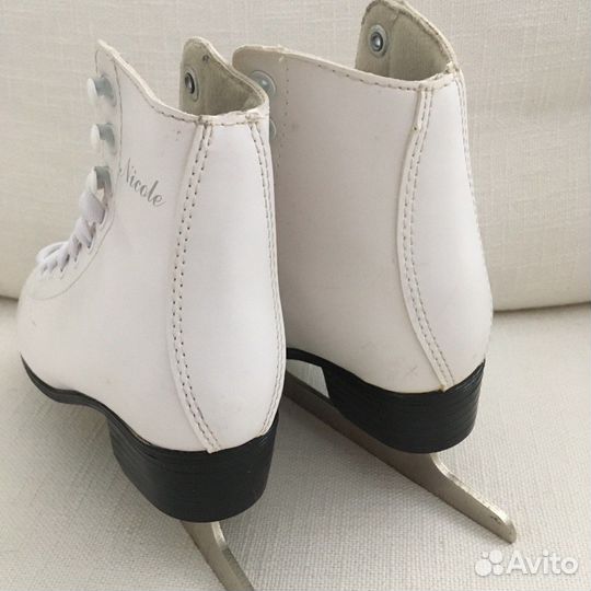 Коньки фигурные р.30 Nicole Nordway