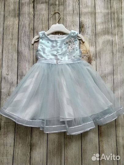 Нарядное платье