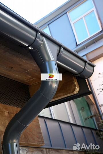 Желоб водосточный пластиковый