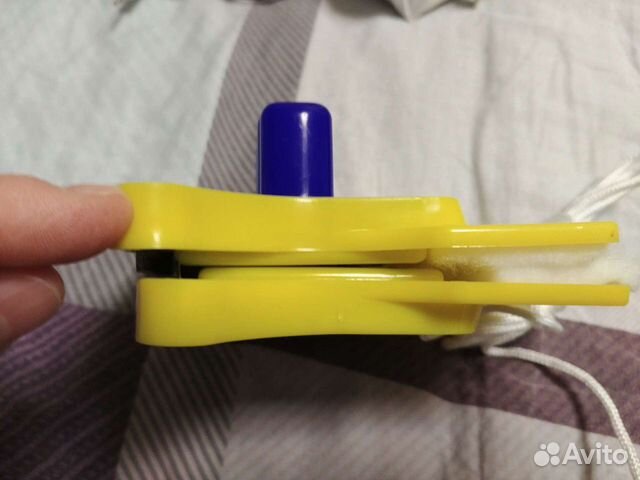 Продам щетку на магните для окон двухсторонную