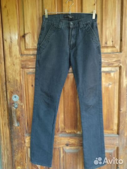 Джинсы мужские