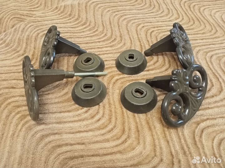 Ручки для межкомнатных дверей