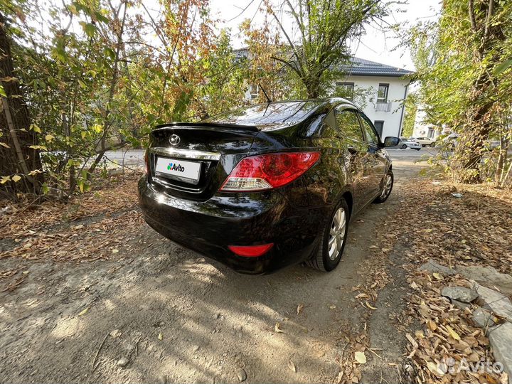 Hyundai Solaris 1.4 AT, 2011, 158 000 км