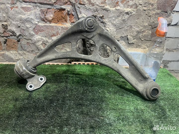 Передние рычаги BMw E46