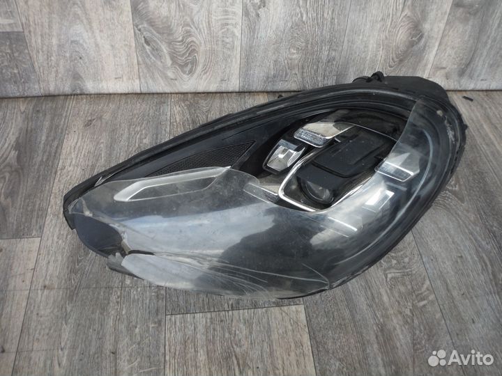 Фара левая №30 Porsche Cayenne (958) 2015