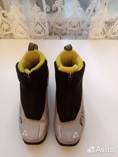 Ботинки лыжные, детские