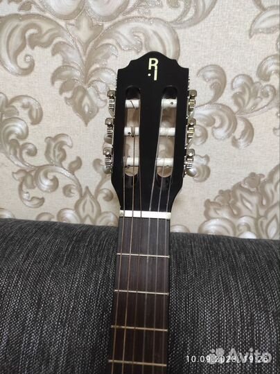 Классическая гитара 3 4