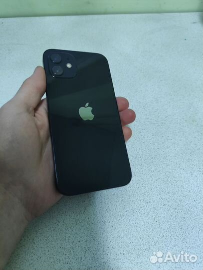 iPhone 12, 64 ГБ