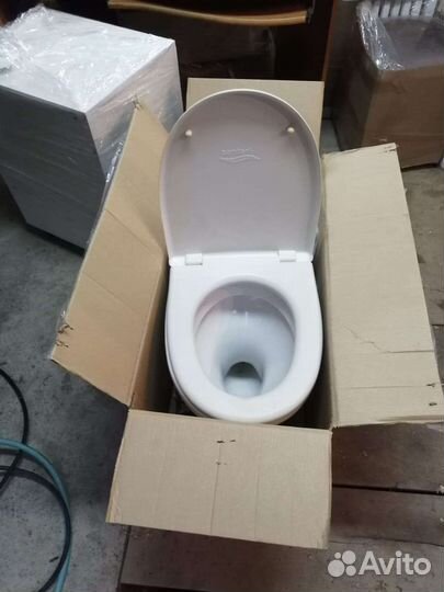 Унитаз с бачком бу