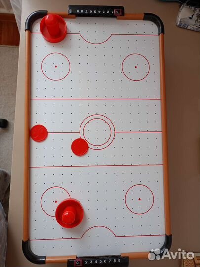 Настольный аэрохоккей