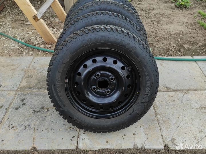 Alaska 260 195/65 R15