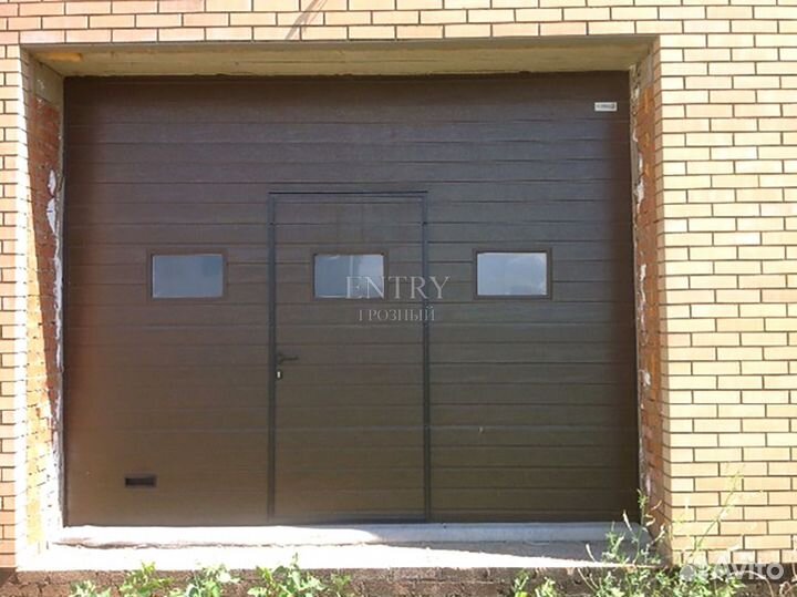 Ворота гаражные секционные