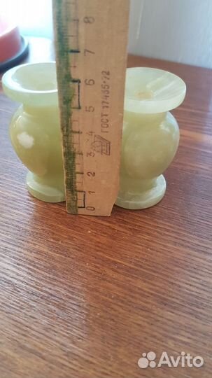 Подсвечник декоративный точеный из оникса