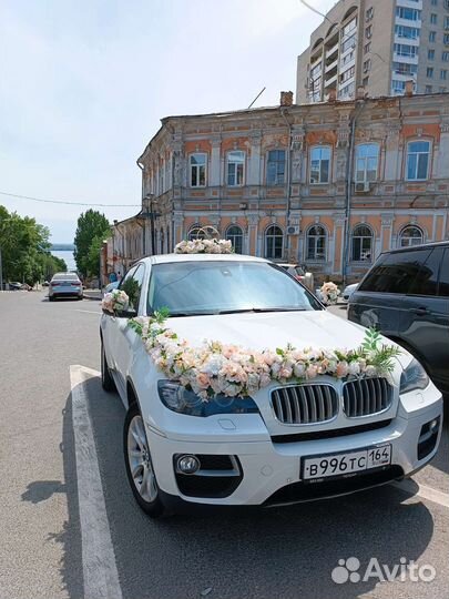 Свадебные украшения на машину