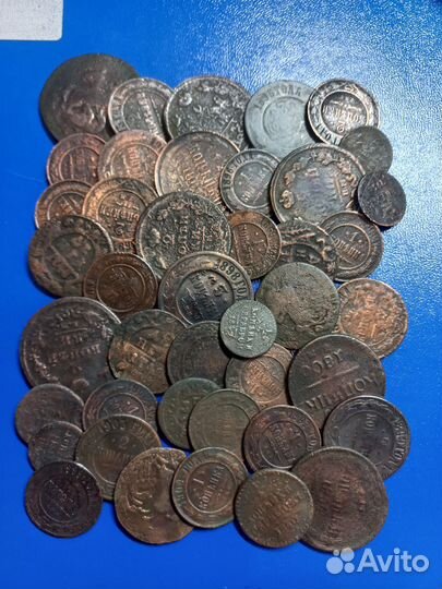 Куча царских монет