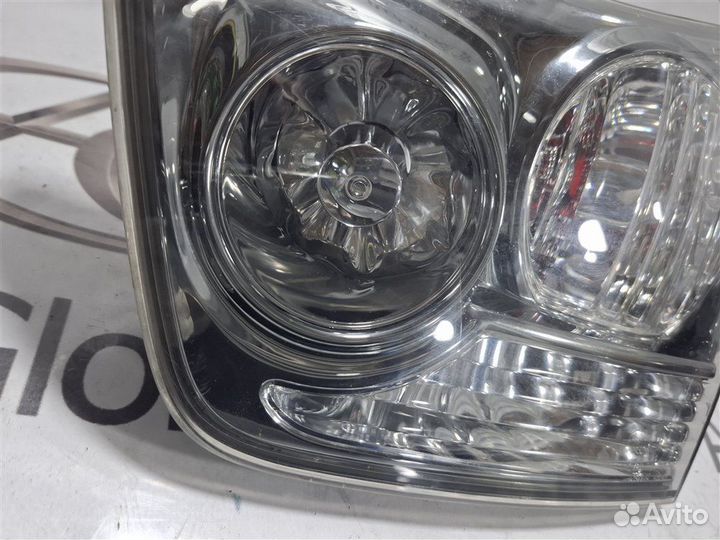 Стоп-сигнал правый Toyota Harrier GSU35W 2GR-FE