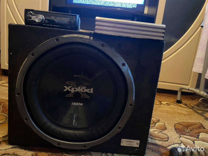 Продам сабвуфер