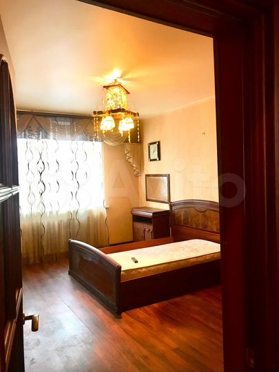 3-к. квартира, 74 м², 4/4 эт.