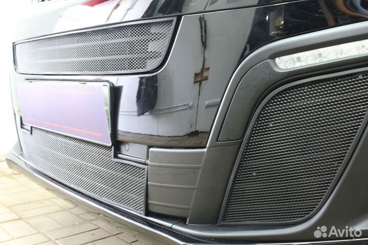 Защитная сетка радиатора боковые черная Opel Zafir