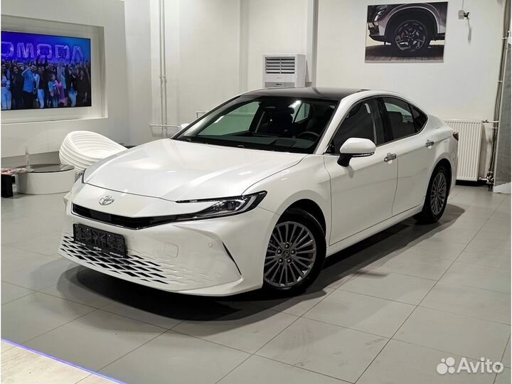 Toyota Camry 2.0 CVT, 2024