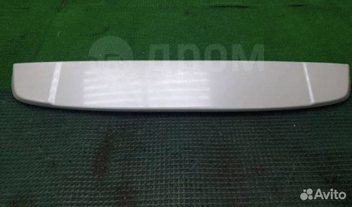 Спойлер на nissan stagea 35