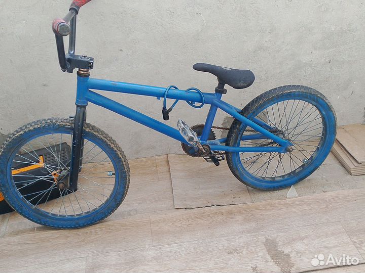 Трюковой велосипед bmx