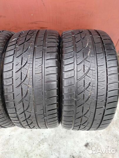 Hankook Winter I'Cept Evo W310 245/45 R18 и 275/40 R18 103V