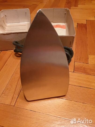 Утюг электрический СССР новый 1991г