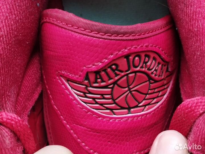 Nike air jordan 2 retro low gym red