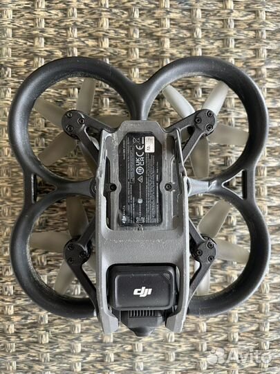 Квадрокоптер DJI Avata + 2 акб + запчасти + пульт