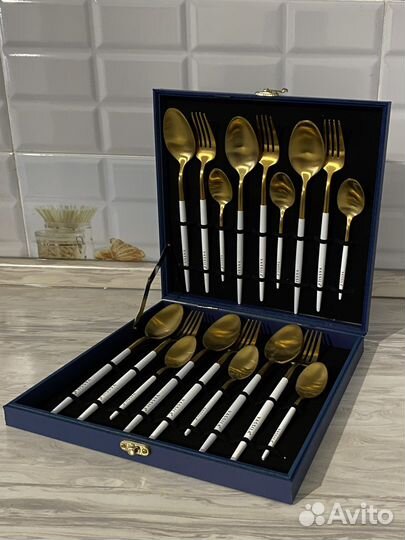 Набор столовых приборов Vassila