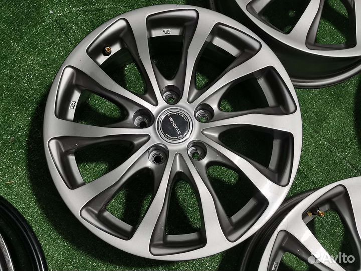 Bridgestone Balminum R-16 (5x114,3; Et38; 6,5j)