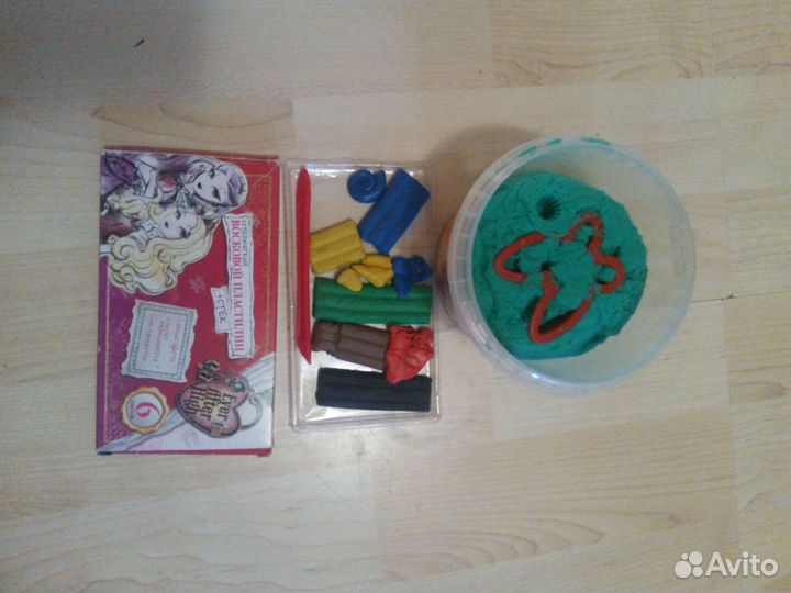 'Волшебный песок' и восковой пластилин