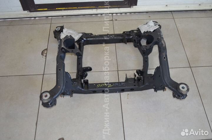 Подрамник передний Mercedes ML GL W164