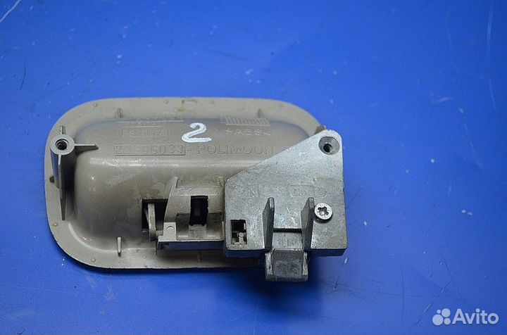 Замок бардачка салонного правого volvo FH (01.05)