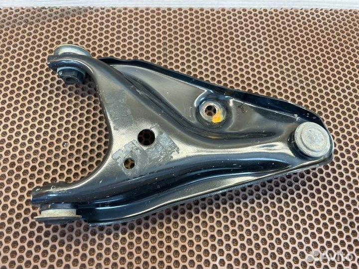 Рычаг подвески передний правый LADA X-Ray