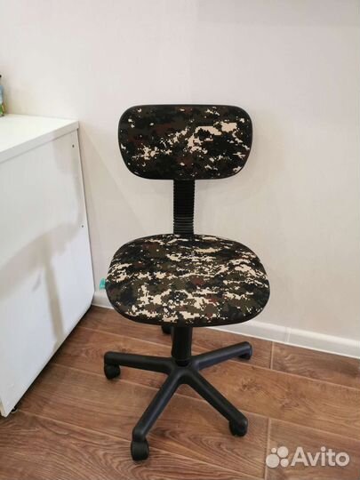 Компьютерное кресло