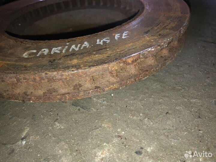 Диск тормозной передний правый Toyota Carina ST190