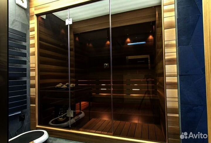 Дверь стеклянная в сауну