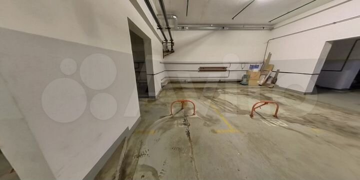 Машиноместо, 12 м²