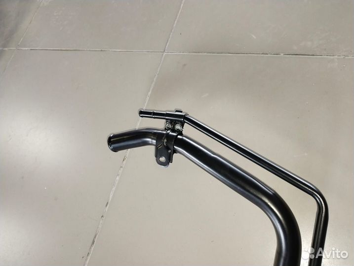 Горловина топливного бака Toyota Rav4