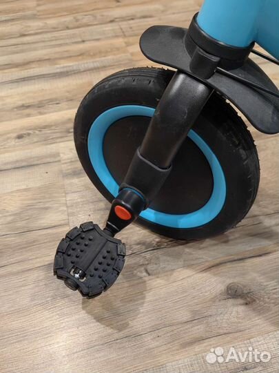 Детский трехколесный велосипед