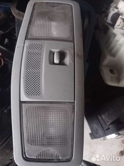 Mitsubishi outlander xl плафон салона