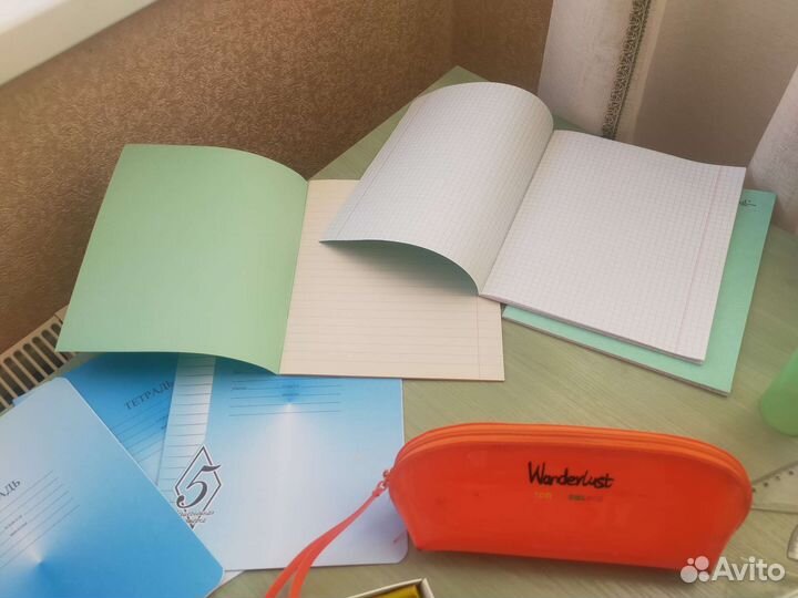 Новые и б/у канцтовары пакетом