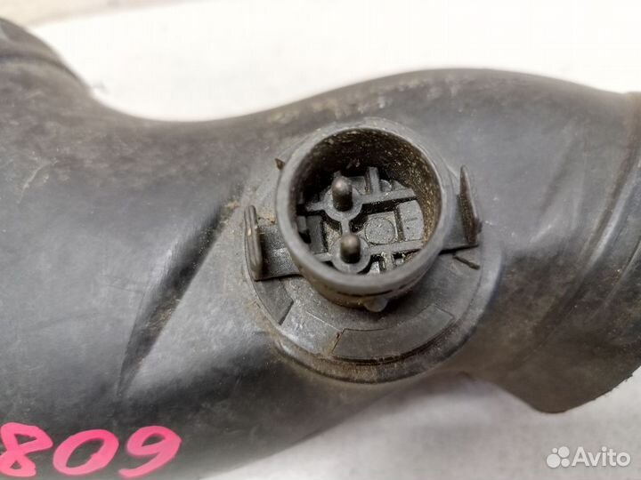 Патрубок воздушного фильтра