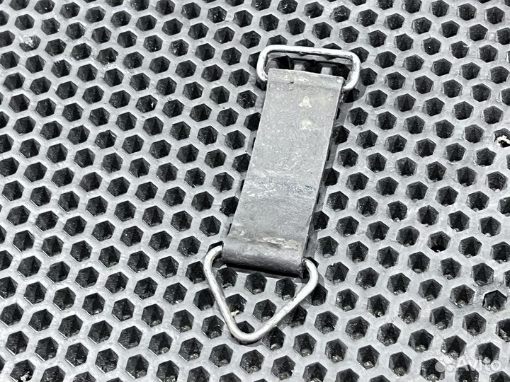 Ремешок бензобака Honda CR 250R 1995-1996